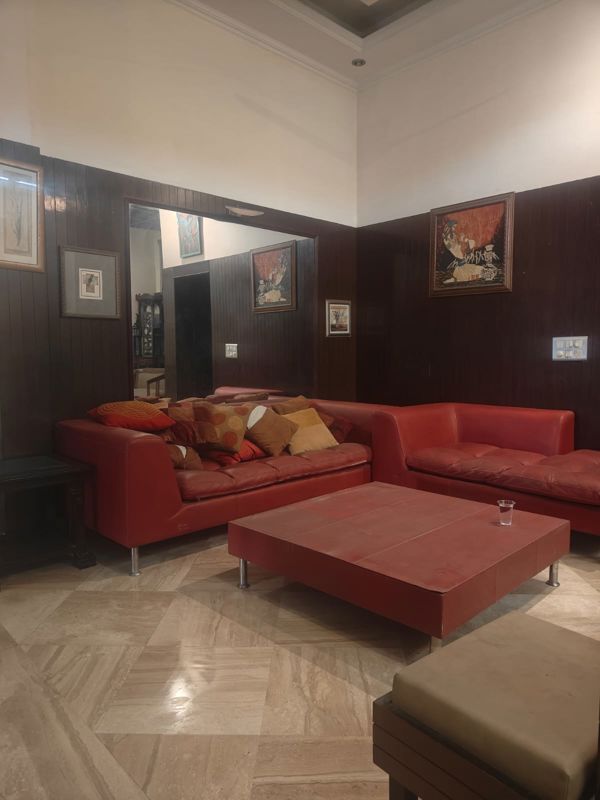 4 BHK + Servant Room Independent House For Rent in Sarvapriya Vihar