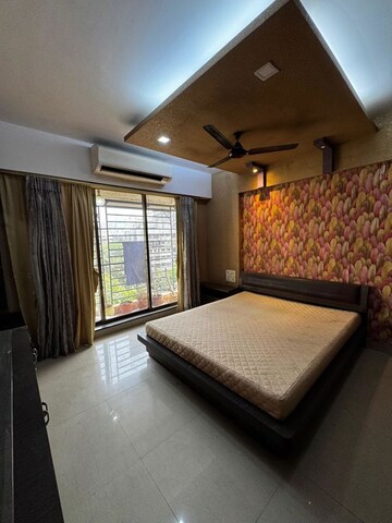 Bedroom in 3 BHK Apartment at Kingston Classic, Malad West – for Rent