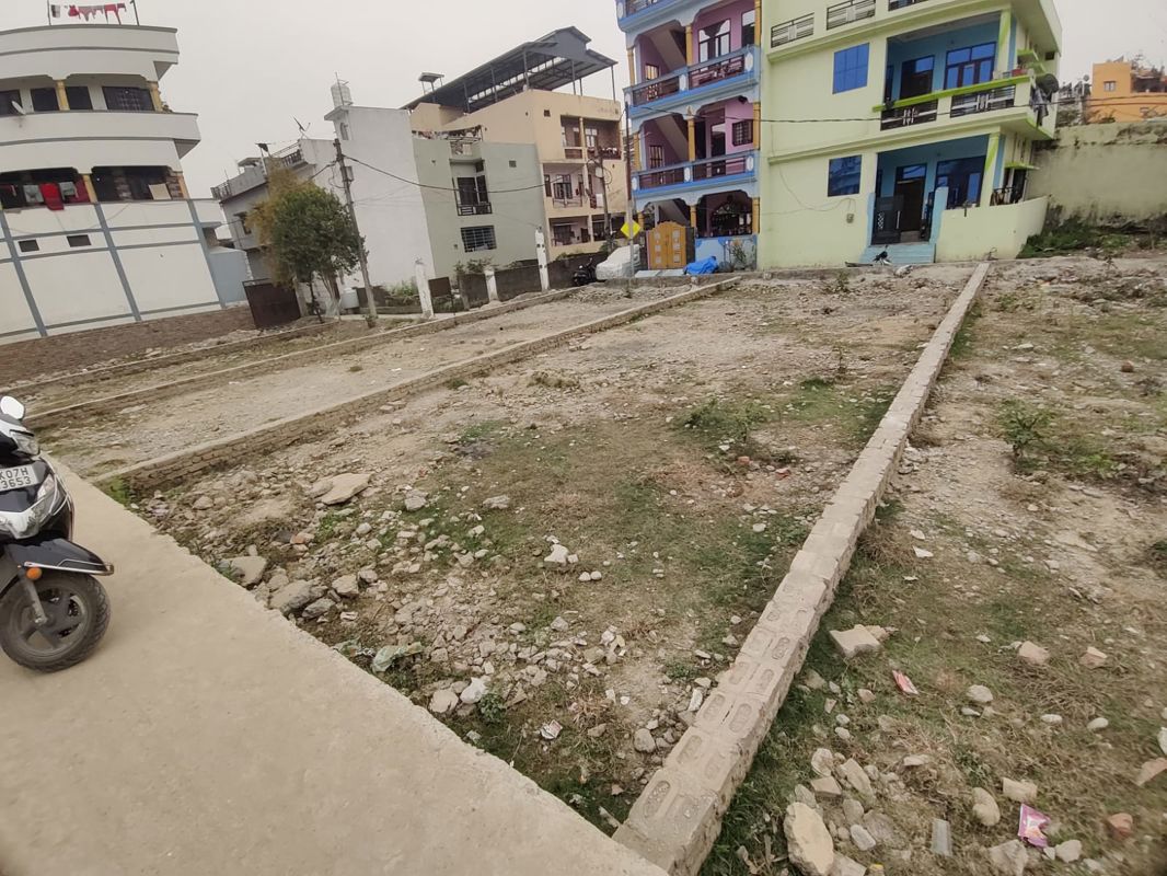 Plot For Sale in Indra Nagar Colony