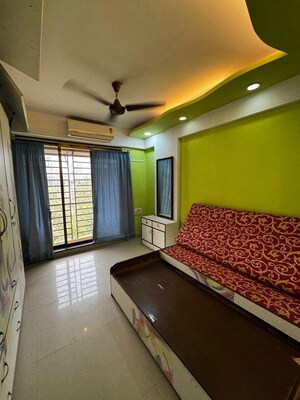 Bedroom in 3 BHK Apartment at Kingston Classic, Malad West – for Rent