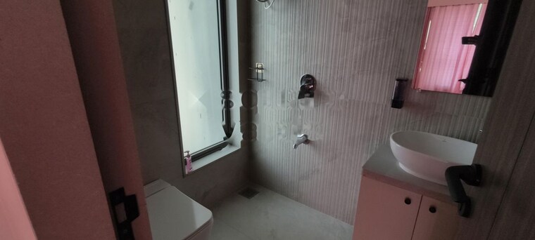 Bathroom, gurukrupa-nirmalam 2 Bedroom 870 Sq.Ft. Apartment In Bandra East Mumbai 9993009