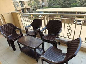Team Area in 3.5 BHK Apartment at Emaar Palm Hills, Sector 77 – for Rent