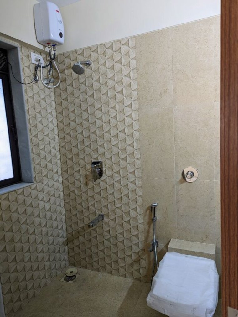 Bathroom, chandivali 2 Bedroom 562 Sq.Ft. Builder Floor In Chandivali Mumbai 9993003