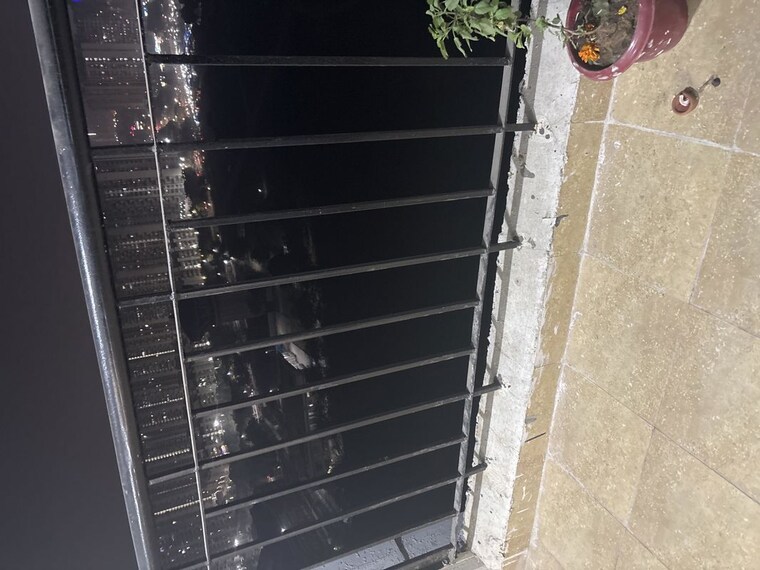 undefined, amrapali dream valley 1 Bedroom 585 Sq.Ft. Apartment In Amrapali Dream Valley Greater Noida 9993039