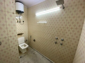 Bathroom in 3 BHK Apartment at Hauz Khas – for Rent