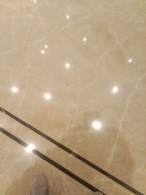 Room in 4 BHK Builder Floor at Hauz Khas Enclave – for Rent