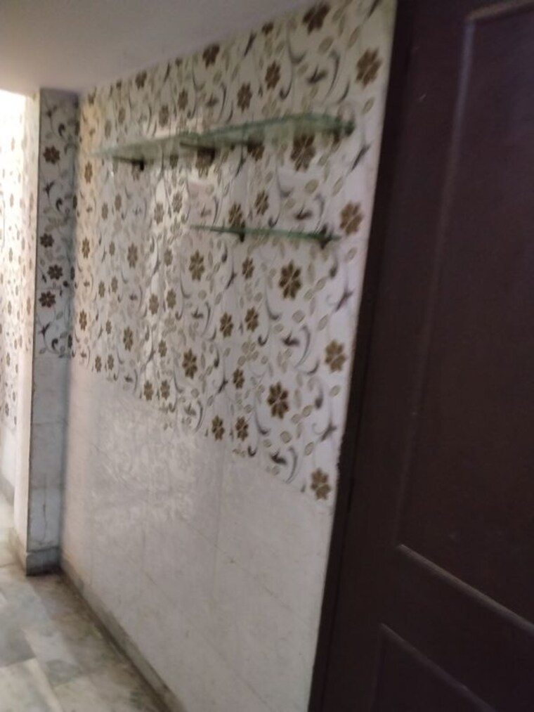 undefined, vaishali sector 3 2 Bedroom 850 Sq.Ft. Builder Floor In Vaishali Sector 3 Ghaziabad 9993214