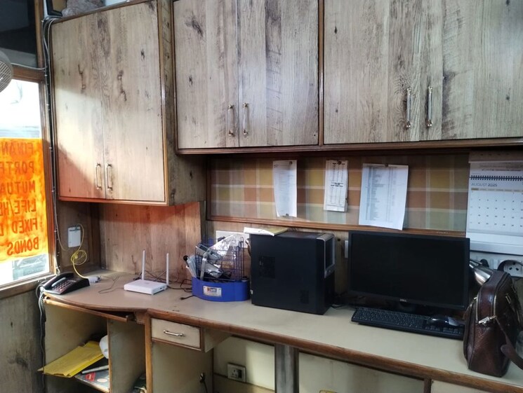 Kitchen, akd-tower Commercial Office Space 200 Sq.Ft. In Sector 14 Gurgaon 9993136