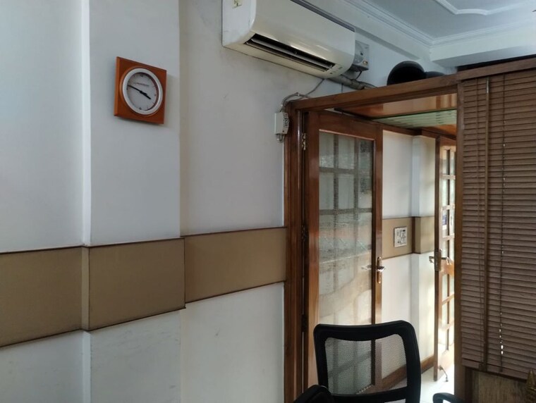 undefined, akd-tower Commercial Office Space 200 Sq.Ft. In Sector 14 Gurgaon 9993136