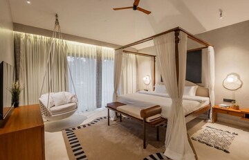 Team Area in 4 BHK Villa at Corjuem – for Sale