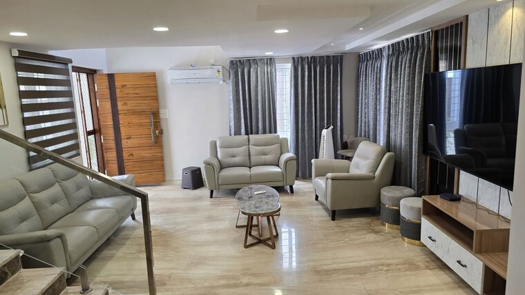 Master Bedroom, cmg-halcyon-homes 5 Bedroom 3802 Sq.Ft. Villa In Osman Nagar Hyderabad 9993265