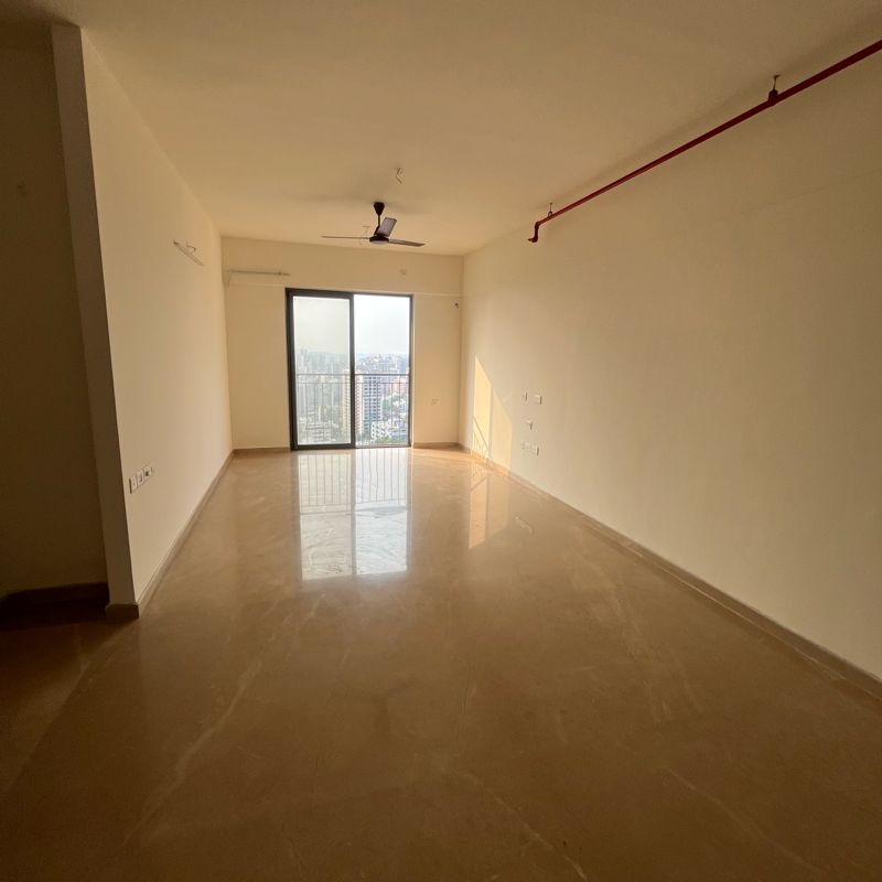 3 BHK + Extra Room Apartment For Rent in Rustomjee Summit