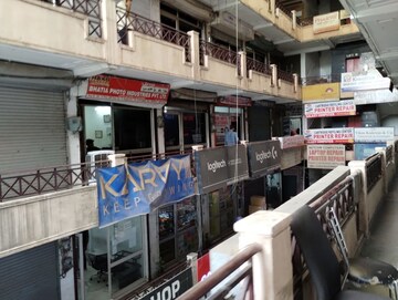  Shop For Sale in AKD Tower, Sector 14