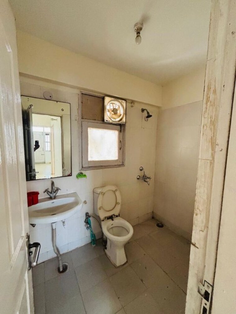 Bathroom, tulip-orange 3 Bedroom 1137 Sq.Ft. Apartment In Sector 70 Gurgaon 9993278