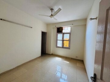 Room in 3 BHK Apartment at Tulip Orange, Sector 70 – for Rent
