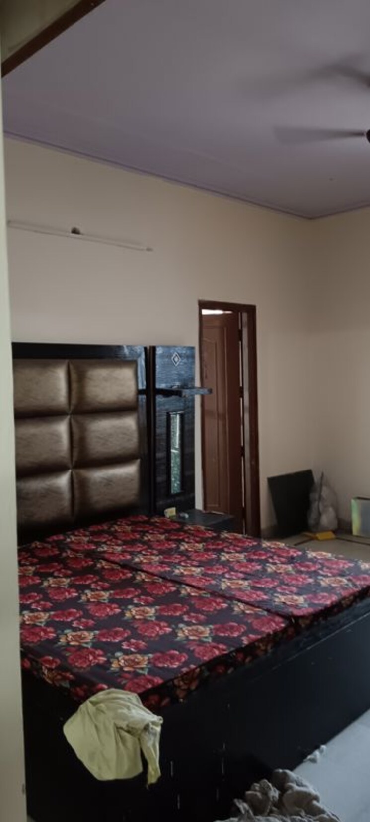 Bedroom, sector 16 1 RK 1000 Sq.Ft. Apartment In Sector 16 Faridabad 9993122