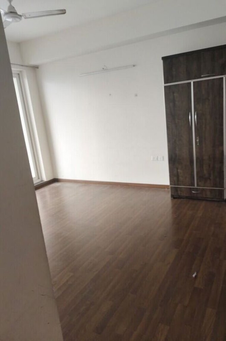 Room, bptp-terra 3.5 Bedroom 1400 Sq.Ft. Apartment In Sector 37d Gurgaon 9992990