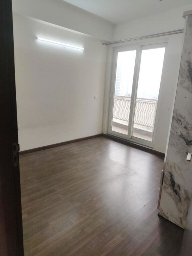 Room, bptp-terra 3.5 Bedroom 1400 Sq.Ft. Apartment In Sector 37d Gurgaon 9992990