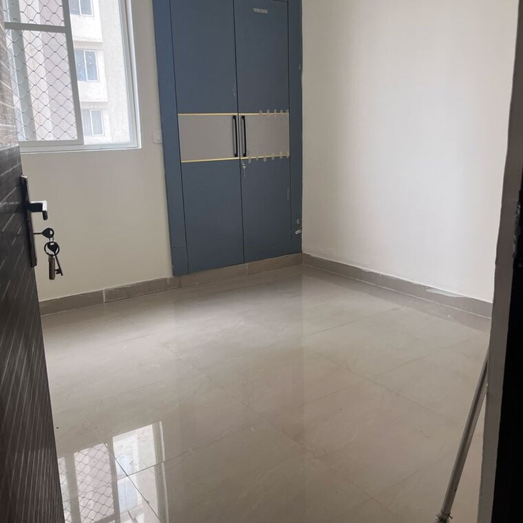 Room, amrapali-golf-homes 3 Bedroom 1115 Sq.Ft. Apartment In Haibatpur Greater Noida 9993363