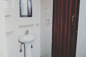 Bathroom in 2 BHK Builder Floor at Sector 19 Dwarka – for Rent