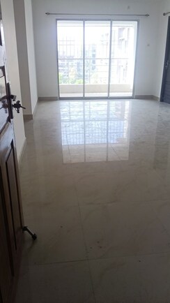 3 BHK + Servant Room Apartment For Sale in Sristi Plaza
