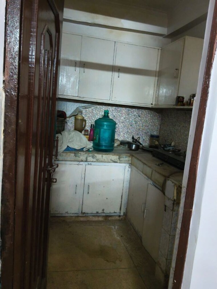 Kitchen, mehrauli 1 Bedroom 65 Sq.Yd. Builder Floor In Mehrauli Delhi 9985307