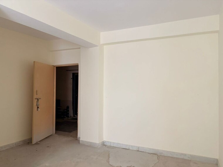 Room, pundag 3 Bedroom 1341 Sq.Ft. Apartment In Pundag Ranchi 9993642