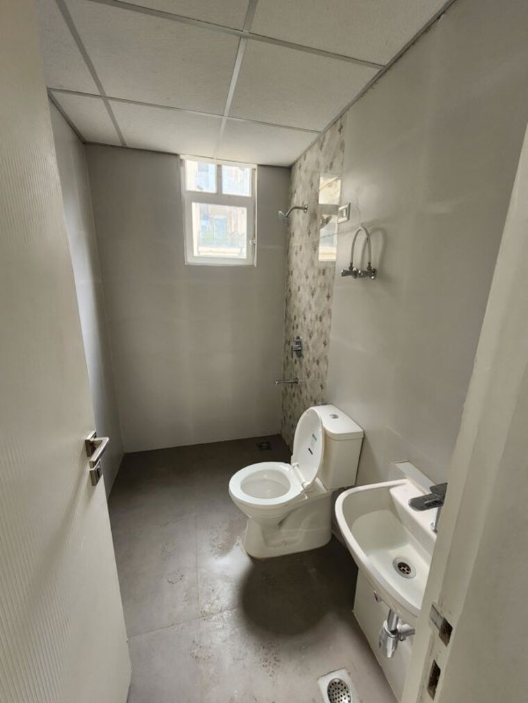 Bathroom, signature-global-city 3.5 Bedroom 935 Sq.Ft. Apartment In Sector 37d Gurgaon 9992690
