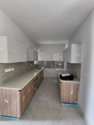 Kitchen in 3.5 BHK Apartment at Signature Global City, Sector 37d – for Sale