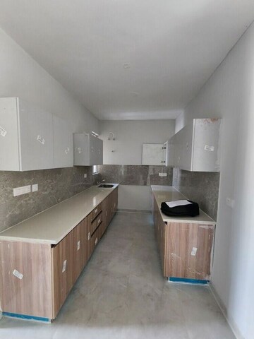Kitchen in 3.5 BHK Apartment at Signature Global City, Sector 37d – for Sale