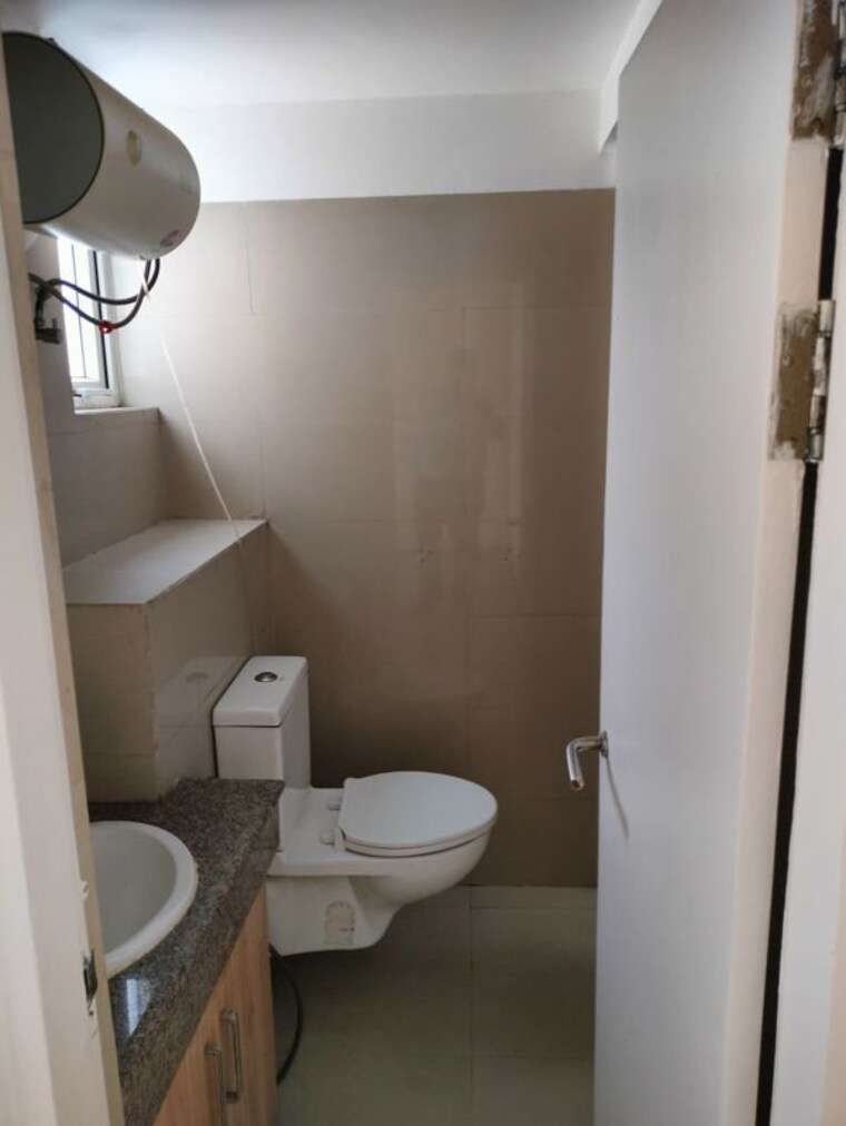 Bathroom, bestech-park-view-altura 3 Bedroom 1800 Sq.Ft. Apartment In Sector 79 Gurgaon 9993705