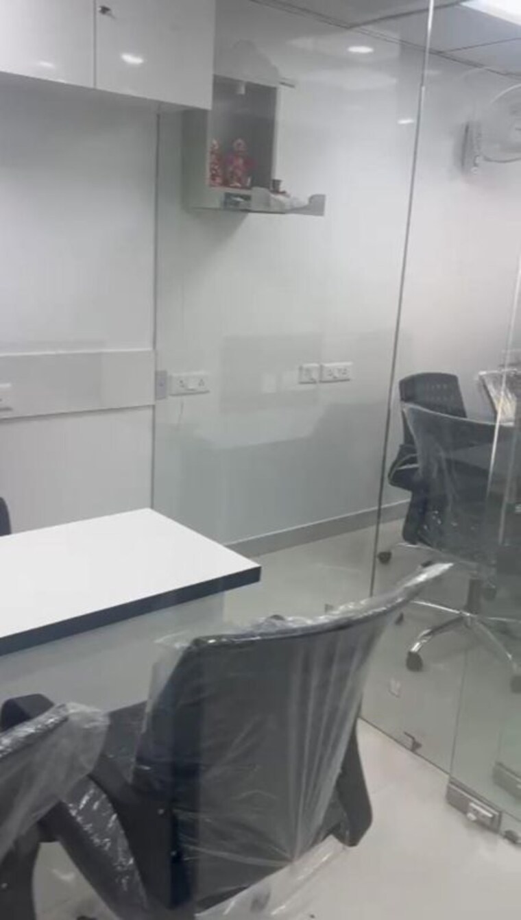 Bathroom, new-town-tower Commercial Office Space 1330 Sq.Ft. In New Town Action Area 1 Kolkata 9993740