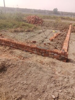 Plot For Sale in Kaliawas