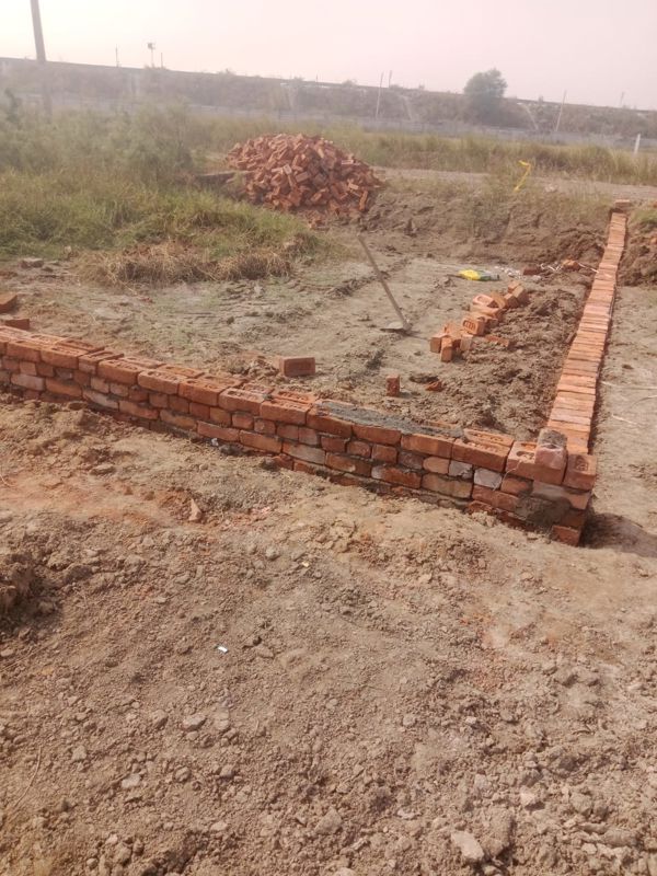 Plot For Sale in Kaliawas