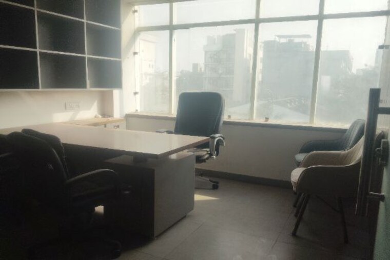 Team Area, sector 15 Commercial Office Space 3000 Sq.Ft. In Sector 15 Noida 9993669