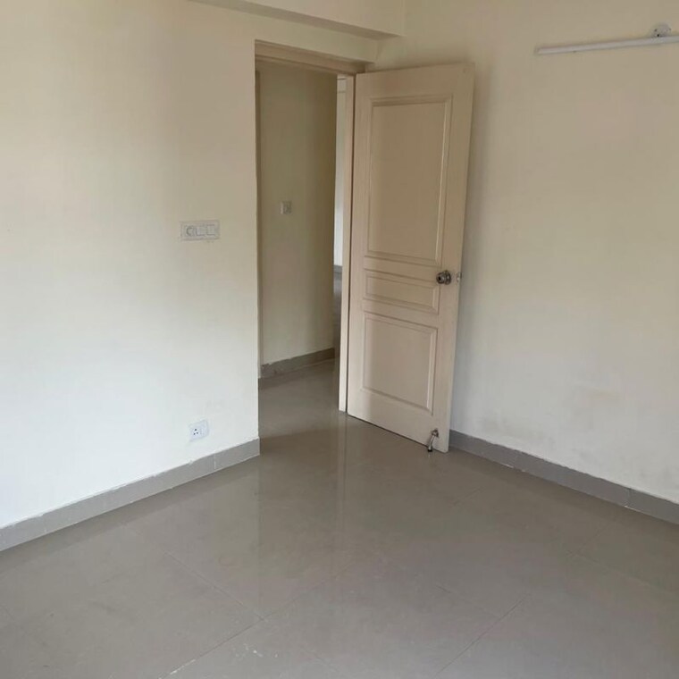 Room, paras-tierea 2 Bedroom 935 Sq.Ft. Apartment In Sector 137 Noida 9993802