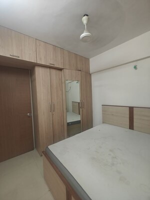 Room in 1 BHK Apartment at Om Prabhu Manohar CHS, Seawoods Sector 50 – for Rent