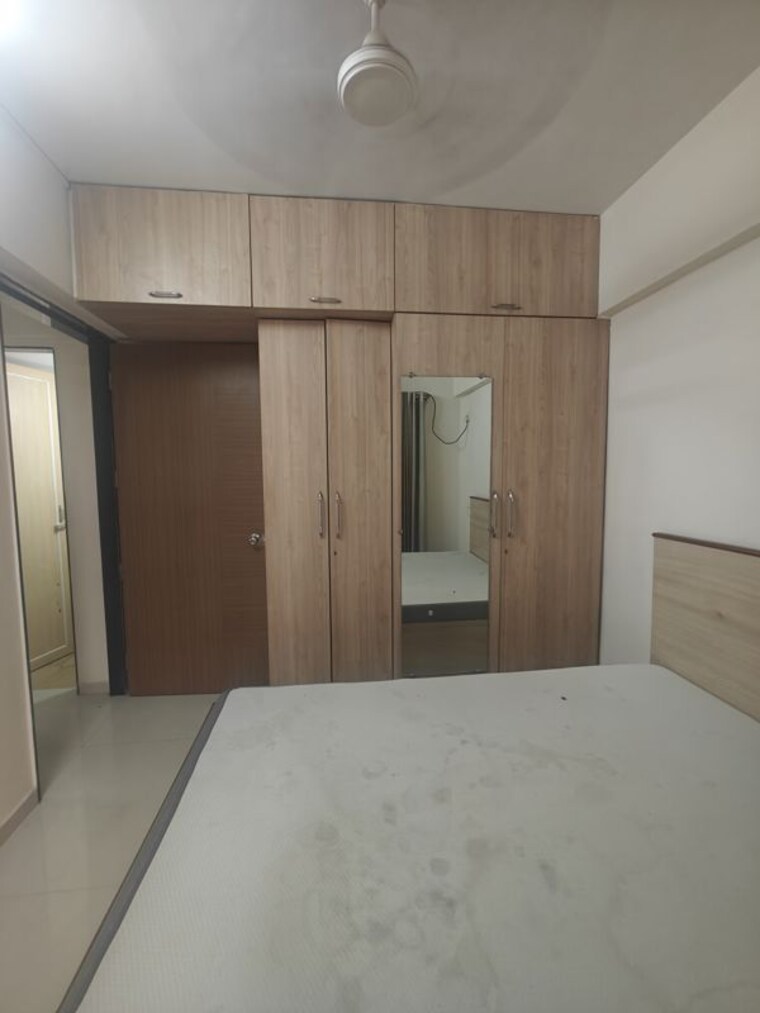 Room, om-prabhu-manohar-chs 1 Bedroom 670 Sq.Ft. Apartment In Seawoods Sector 50 Navi Mumbai 9993814