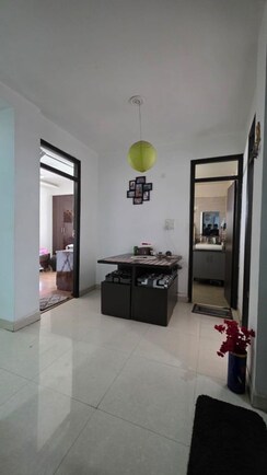 1 BHK + Extra Room Builder Floor For Rent in Shri Ram Plaza Vaishali