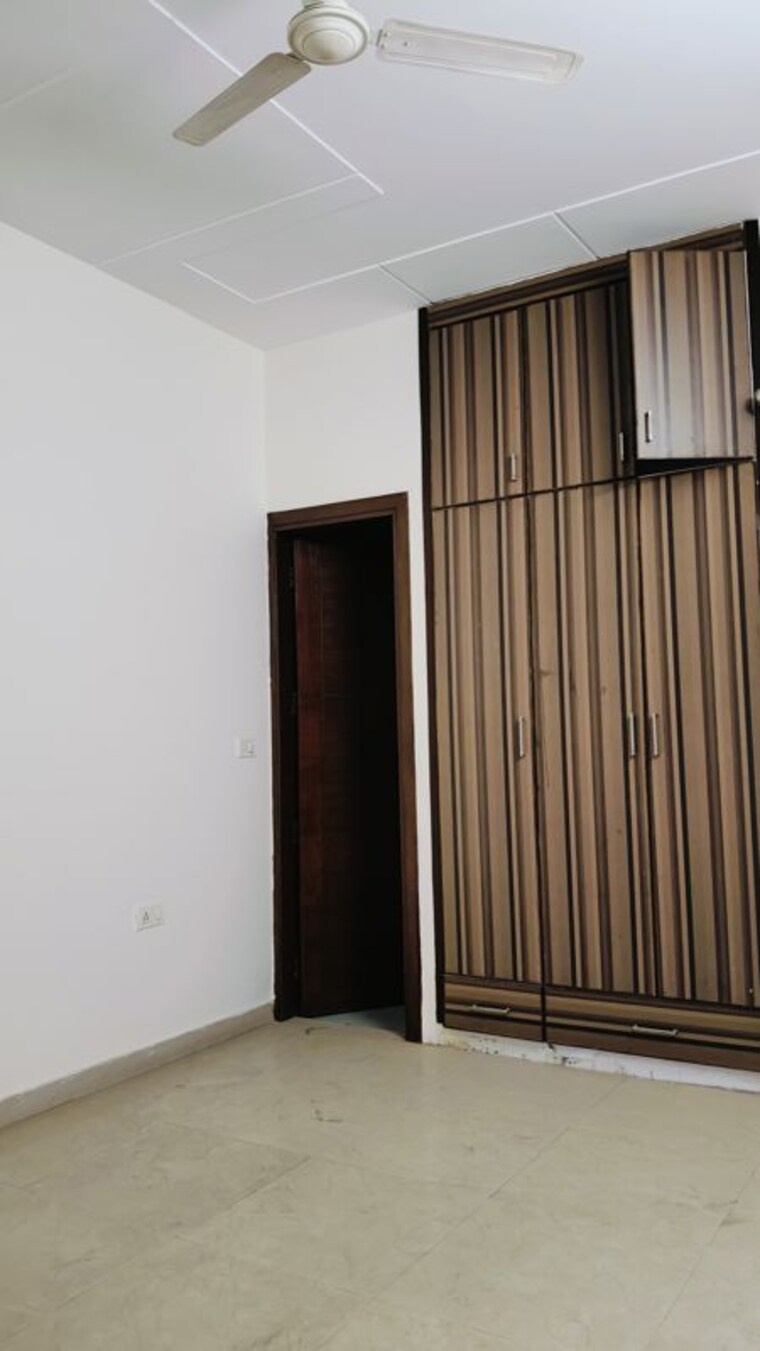 Room, sultanpur 1 Bedroom 450 Sq.Ft. Builder Floor In Sultanpur Delhi 9993837