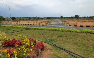  Plot – Garden View at Vattigudipadu - for Sale