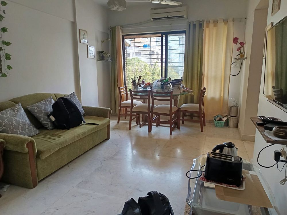 1 BHK + Pooja Room Apartment For Rent in Bandra West