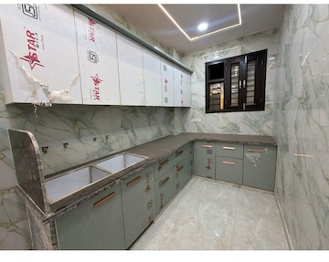 Kitchen in 3 BHK Builder Floor at Unitech Arcadia, South City 2 – for Rent