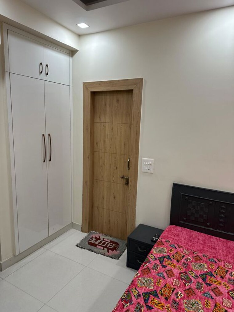 Bedroom, hrc-professional 3 Bedroom 1675 Sq.Ft. Apartment In Indrapuram Ghaziabad 9994029