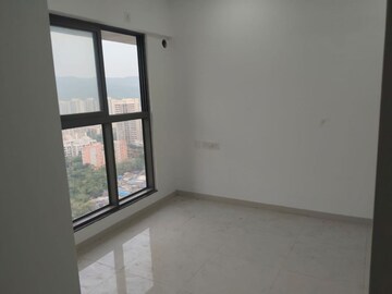 Room in 1 BHK Apartment at UK Iridium, Kandivali East – for Rent