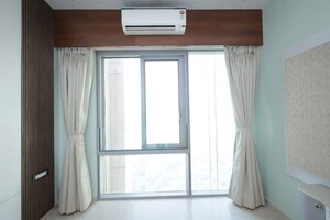 Bedroom in 3 BHK Apartment at Piramal Aranya, Byculla – for Rent