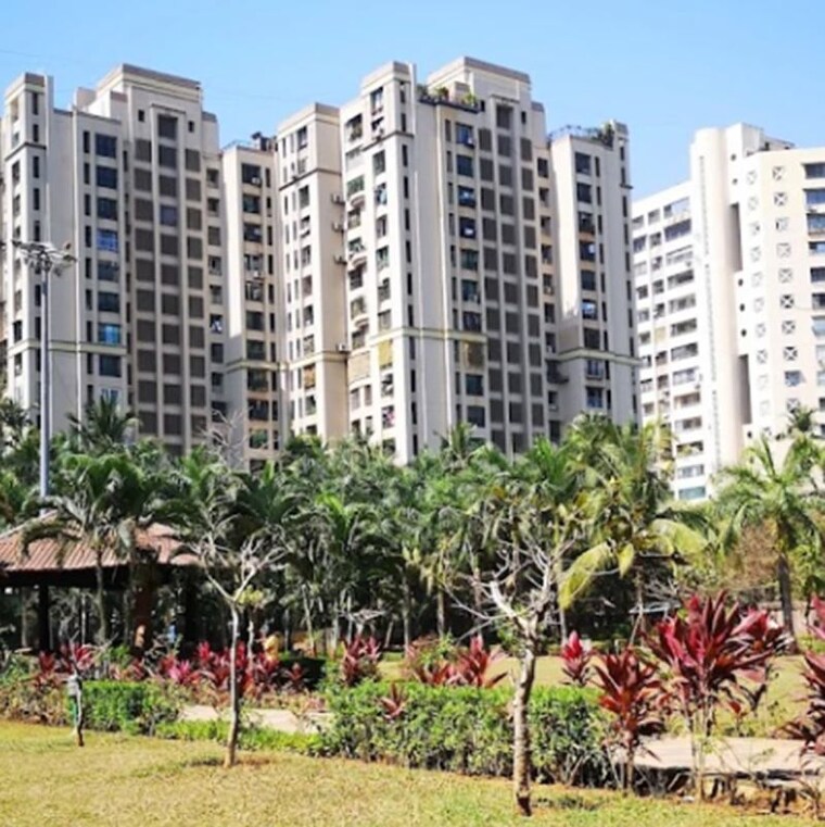 Exterior View, raj-classic 3 Bedroom 1450 Sq.Ft. Apartment In Yari Road Mumbai 9994114