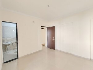 Room in 2 BHK Apartment at Gagandhaj Apartment, Baner Pashan Link Road – for Rent