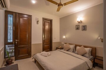 3 BHK Builder Floor For Rent in Saket