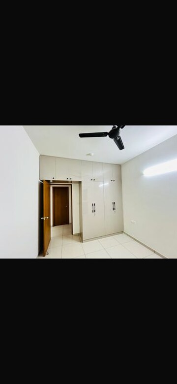 Room in 2 BHK Apartment at Aryan Faery, Thanisandra – for Rent